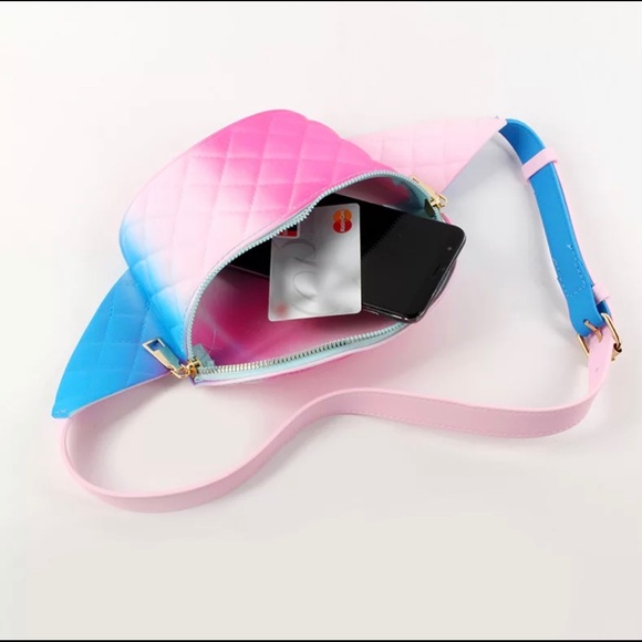 Fanny Pack - Picture 2 of 3